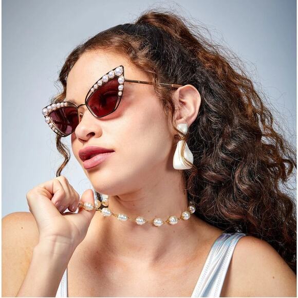 RARE Lele Sadoughi 14k gold Faux Pearls UV Cat Eye Sunglasses - Picture 3 of 14